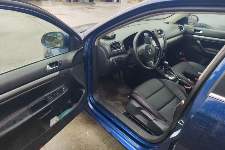 Used Volkswagen Golf 2011 1.4 TSI Comfort Travel Edition Driver Seat