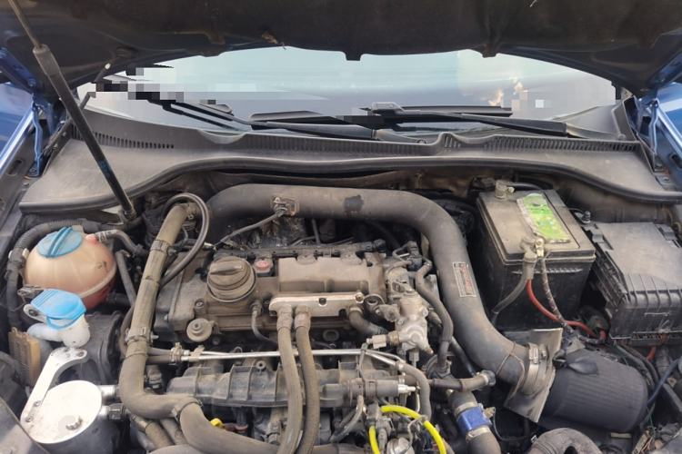 Used Volkswagen Golf 2011 2.0 TSI R Engine Bay