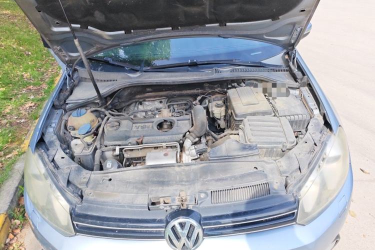 Used Volkswagen Golf 2011 1.4 TSI Automatic Luxury Edition Engine Bay