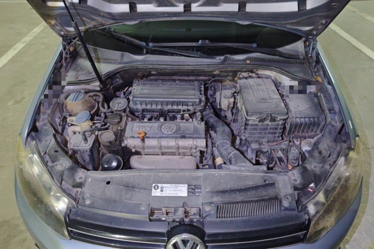 Used Volkswagen Golf 2011 1.6L Automatic Comfort Model Engine Bay