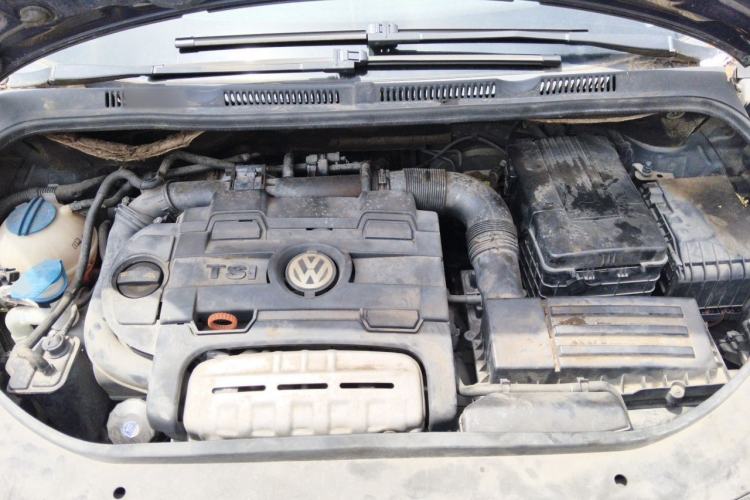 Used Volkswagen Golf 2011 1.4TSI Cross Golf Engine Bay
