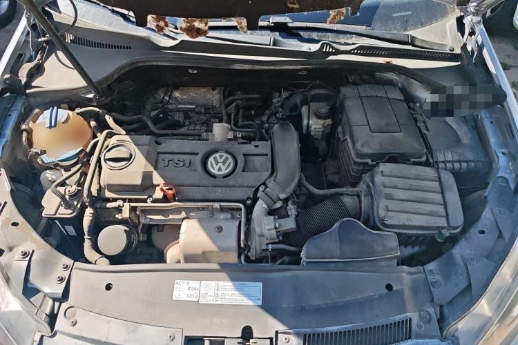 Used Volkswagen Golf 2011 1.4 TSI Automatic Luxury Edition Engine Bay