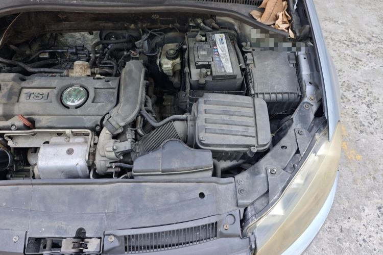 Used Volkswagen Golf 2011 1.4 TSI Automatic Luxury Edition Engine Bay Left