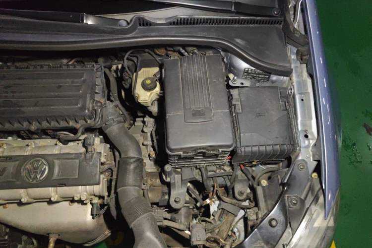 Used Volkswagen Golf 2011 1.6L Automatic Comfort Model Engine Bay Left