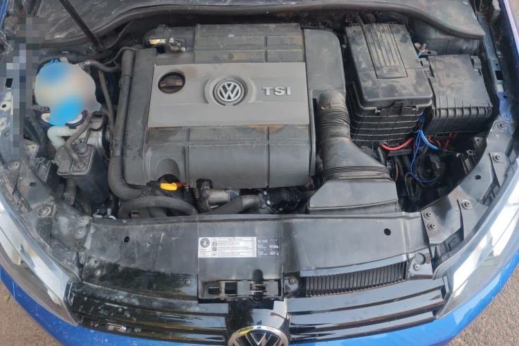 Used Volkswagen Golf 2011 2.0 TSI R Engine Bay