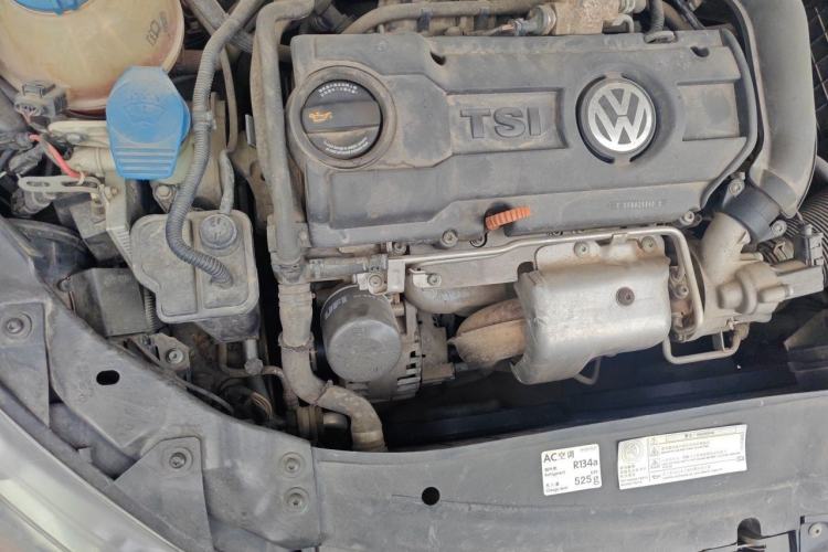 Used Volkswagen Golf 2011 1.4 TSI Automatic Comfort Model Engine Bay Right