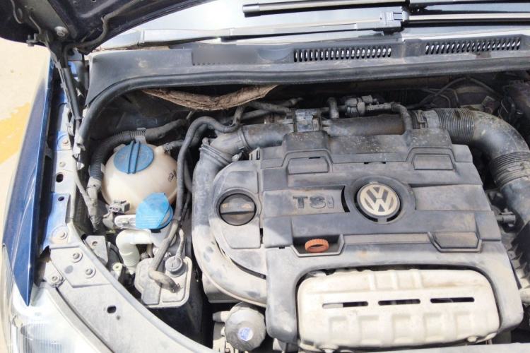 Used Volkswagen Golf 2011 1.4TSI Cross Golf Engine Bay Right