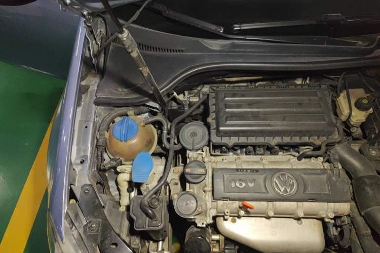 Used Volkswagen Golf 2011 1.6L Automatic Comfort Model Engine Bay Right