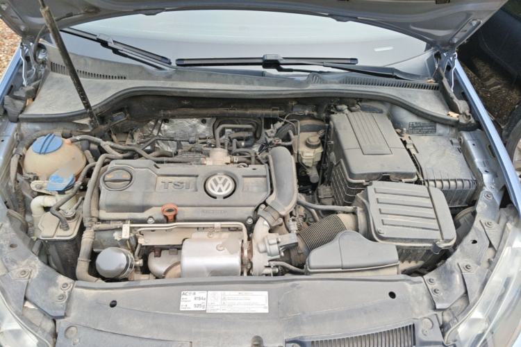 Used Volkswagen Golf 2011 1.4 TSI Automatic Comfort Model Engine Bay
