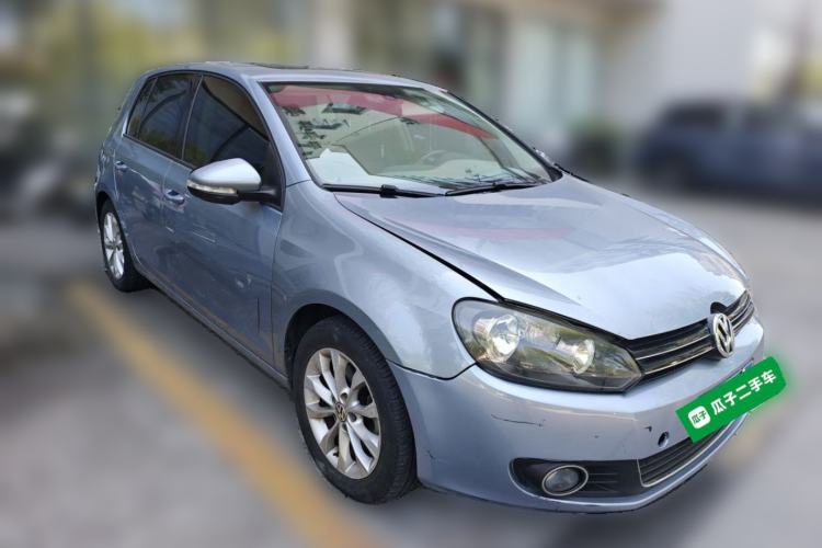 Used Volkswagen Golf 2011 1.4 TSI Automatic Luxury Edition Front Right 45 Deg