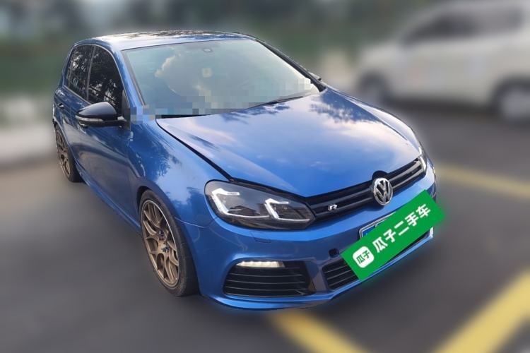 Used Volkswagen Golf 2011 2.0 TSI R Front Right 45 Deg