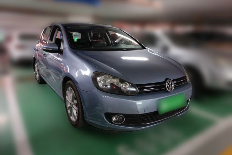 Used Volkswagen Golf 2011 1.6L Automatic Comfort Model Front Right 45 Deg