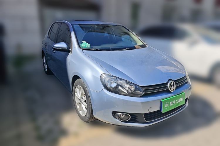 Used Volkswagen Golf 2011 1.4 TSI Automatic Luxury Edition Front Right 45 Deg