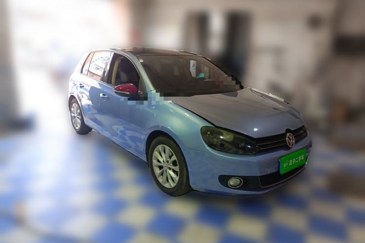 Used Volkswagen Golf 2011 1.6L Automatic Comfort Model Front Right 45 Deg