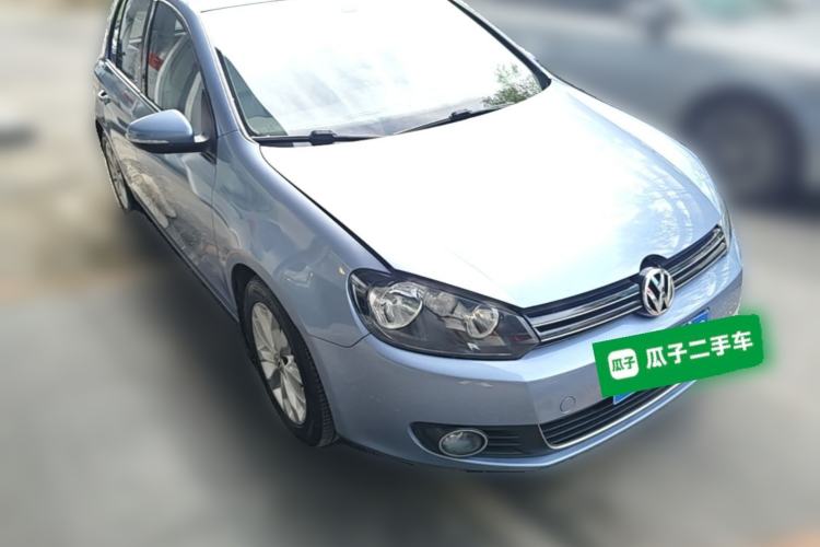 Used Volkswagen Golf 2011 1.4 TSI Automatic Luxury Edition Front Right 45 Deg
