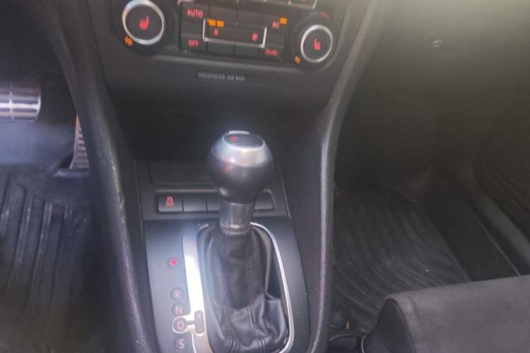 Used Volkswagen Golf 2011 2.0 TSI R Gear Lever
