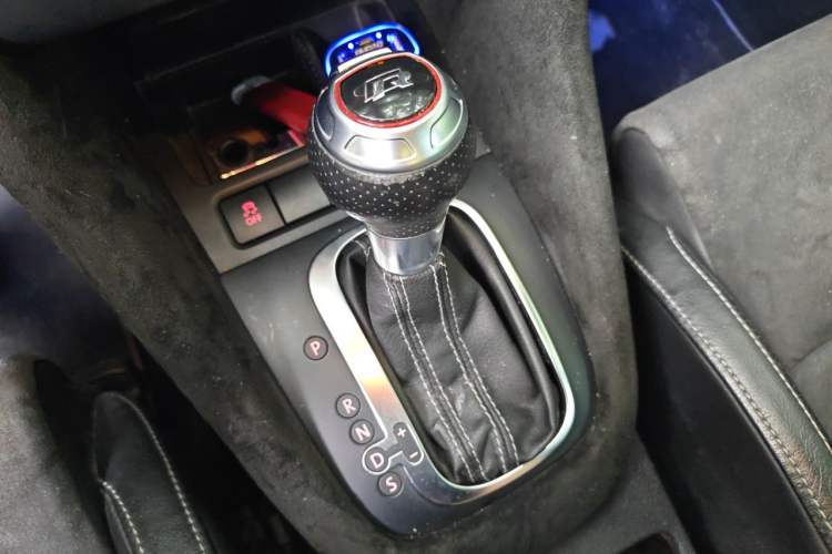 Used Volkswagen Golf 2011 2.0 TSI R Gear Lever