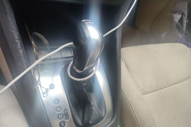 Used Volkswagen Golf 2011 1.4 TSI Comfort Travel Edition Gear Lever
