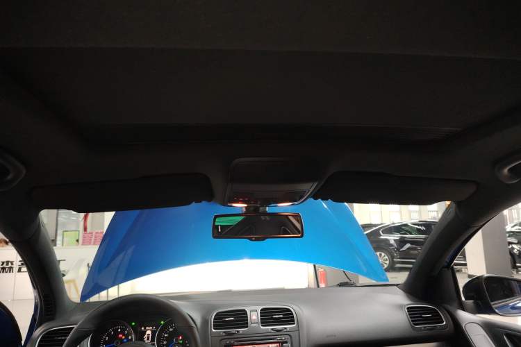 Used Volkswagen Golf 2011 2.0 TSI R Headliner