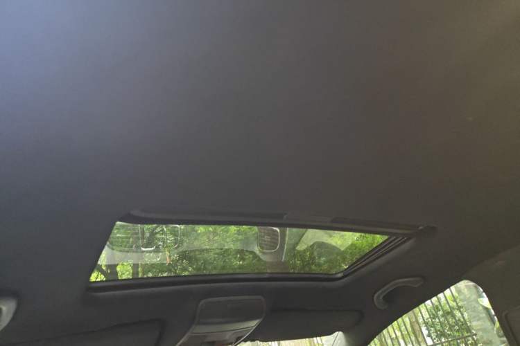 Used Volkswagen Golf 2011 2.0 TSI R Headliner