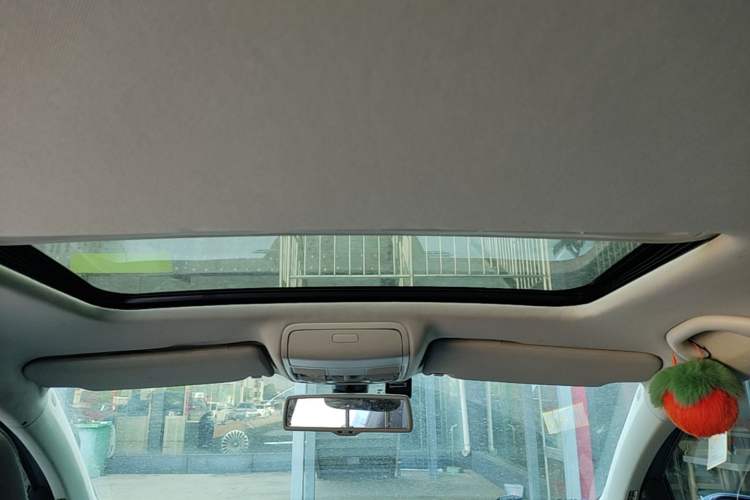 Used Volkswagen Golf 2011 1.4 TSI Automatic Luxury Edition Headliner