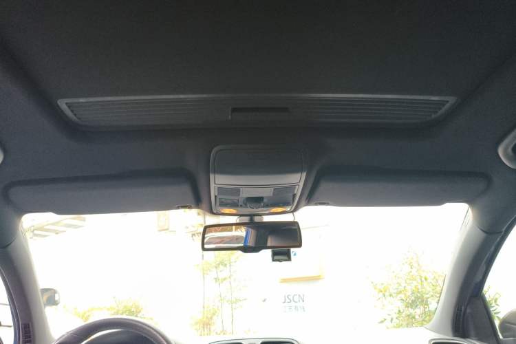 Used Volkswagen Golf 2011 2.0 TSI R Headliner