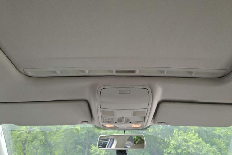 Used Volkswagen Golf 2011 1.4 TSI Automatic Comfort Model Headliner