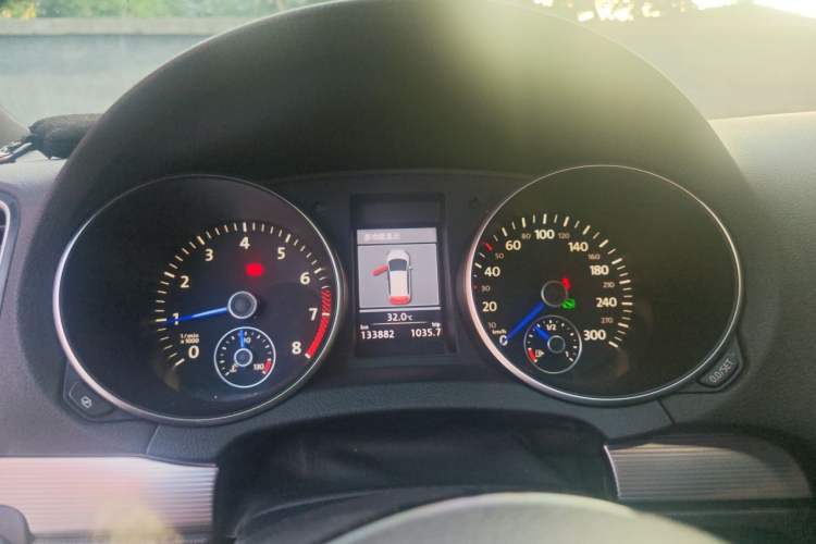 Used Volkswagen Golf 2011 2.0 TSI R Instrument Cluster