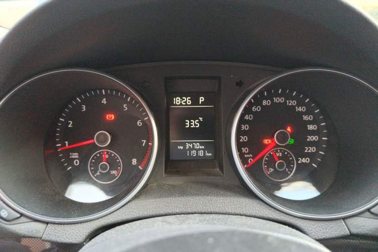 Used Volkswagen Golf 2011 1.6L Automatic Comfort Model Instrument Cluster