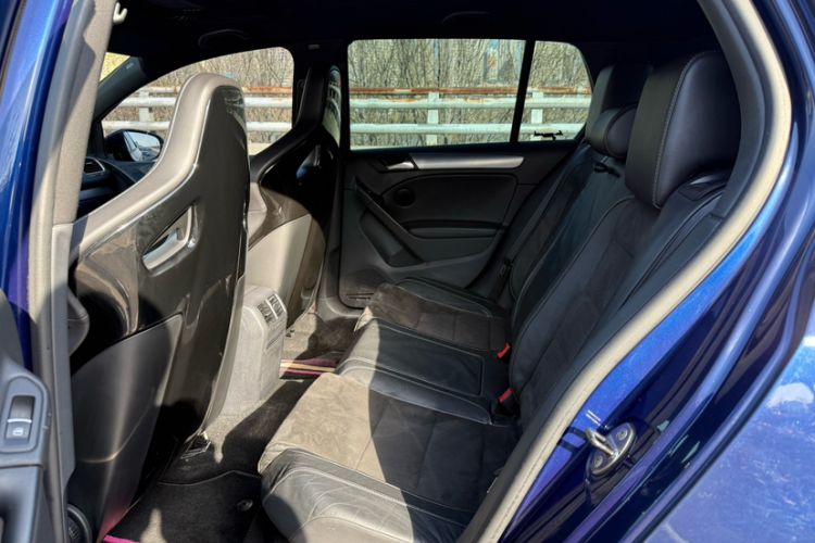 Used Volkswagen Golf 2011 2.0 TSI R Interior 3