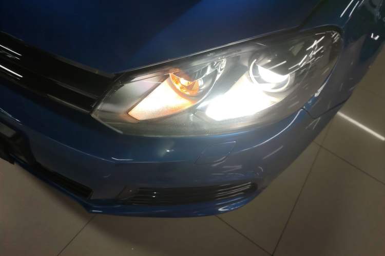 Used Volkswagen Golf 2011 2.0 TSI R Left Front Headlight