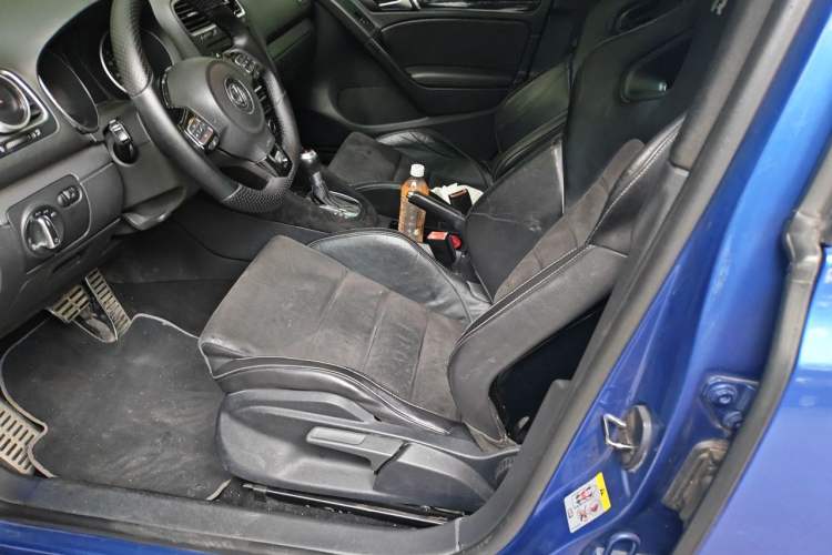 Used Volkswagen Golf 2011 2.0 TSI R Left Front Seat