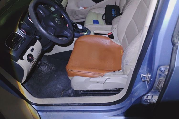 Used Volkswagen Golf 2011 1.6L Automatic Comfort Model Left Front Seat