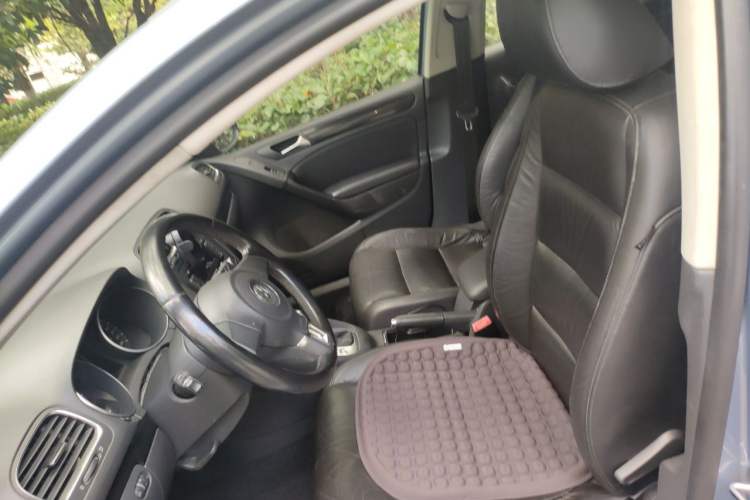 Used Volkswagen Golf 2011 1.4 TSI Automatic Comfort Model Left Front Seat
