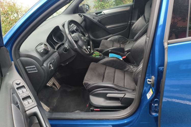 Used Volkswagen Golf 2011 2.0 TSI R Left Front Seat