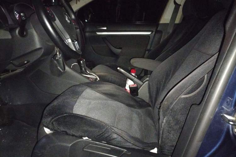 Used Volkswagen Golf 2011 1.4 TSI Comfort Travel Edition Left Front Seat