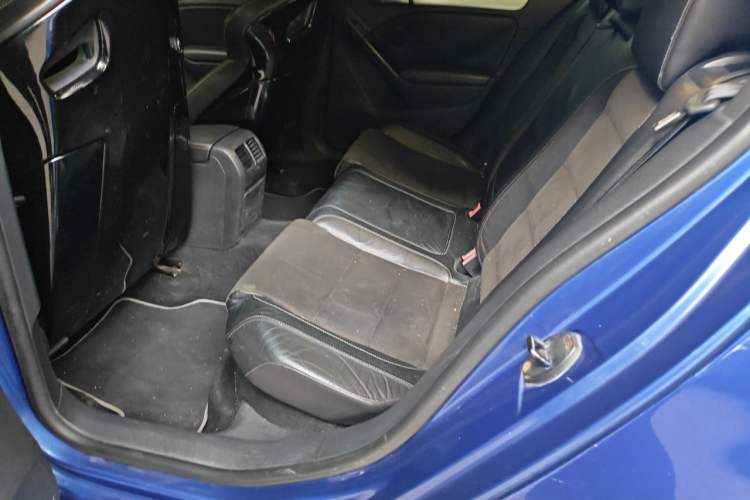 Used Volkswagen Golf 2011 2.0 TSI R Left Rear Seat