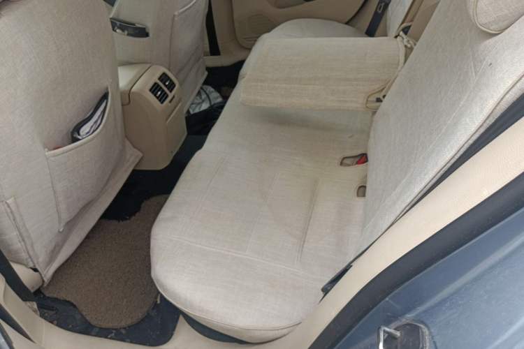 Used Volkswagen Golf 2011 1.4 TSI Automatic Luxury Edition Left Rear Seat