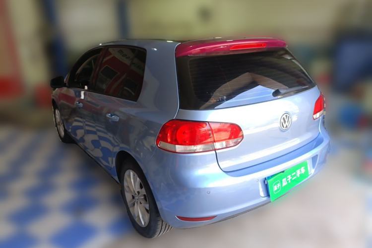 Used Volkswagen Golf 2011 1.6L Automatic Comfort Model Rear Left 45 Deg