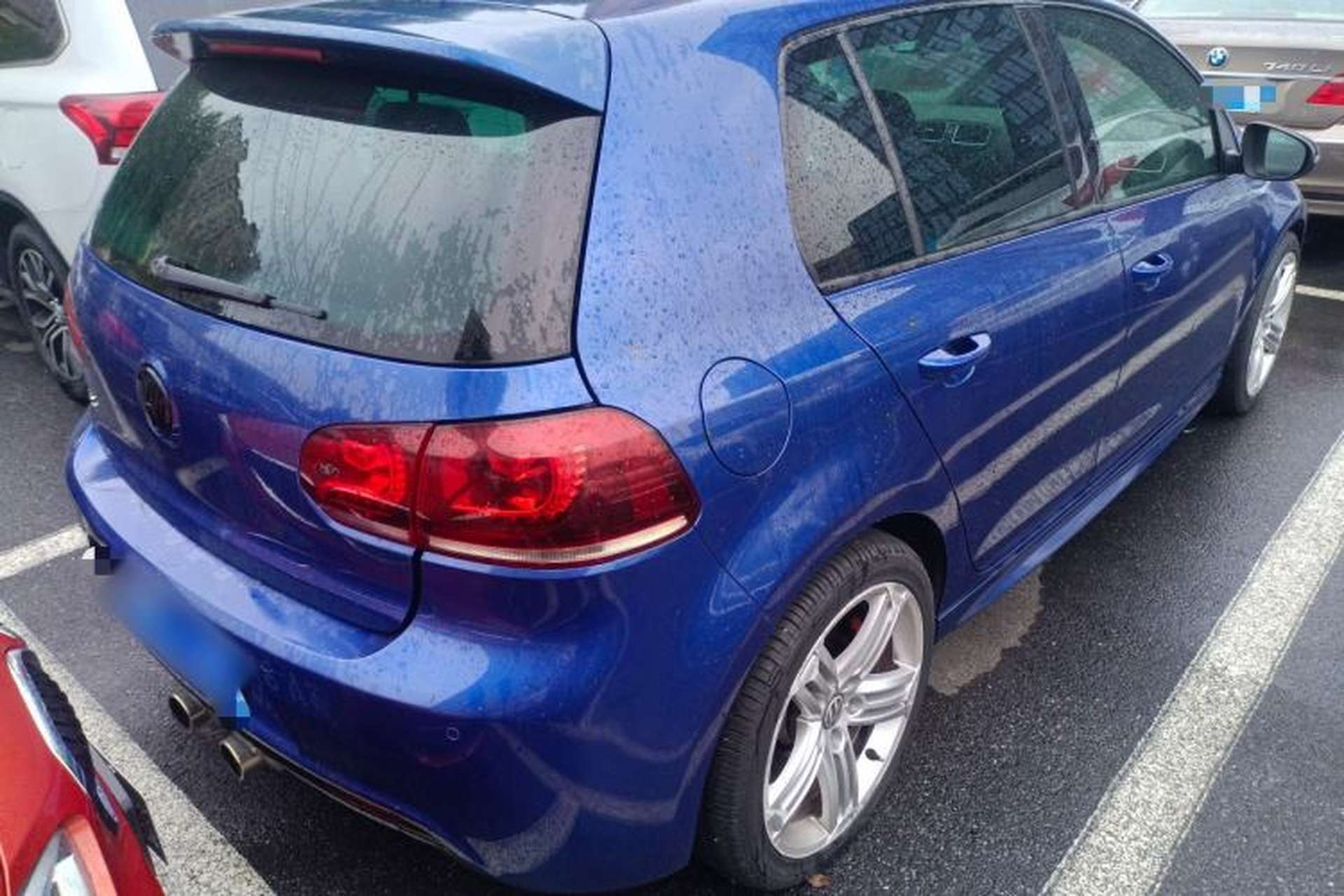 Used Volkswagen Golf 2011 2.0 TSI R Rear Right 45 Deg