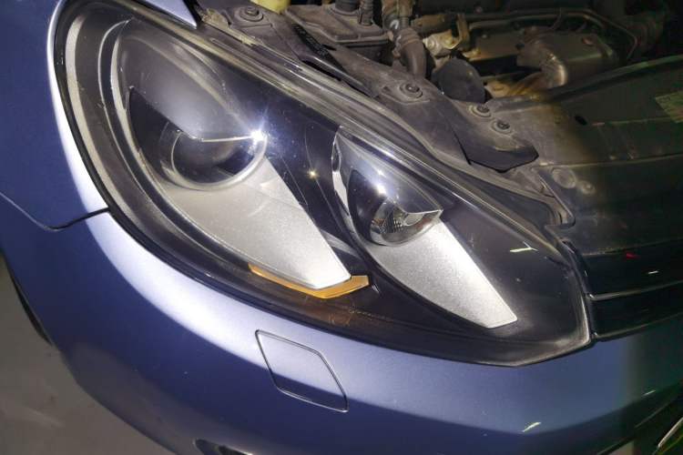 Used Volkswagen Golf 2011 1.4 TSI Automatic Luxury Edition Right Front Headlight