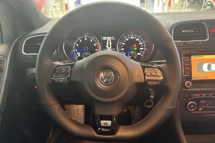 Used Volkswagen Golf 2011 2.0 TSI R Steering Wheel
