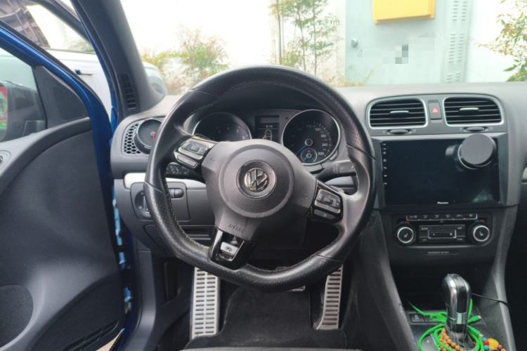 Used Volkswagen Golf 2011 2.0 TSI R Steering Wheel