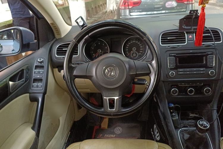 Used Volkswagen Golf 2011 1.4 TSI Manual Comfort Edition Steering Wheel