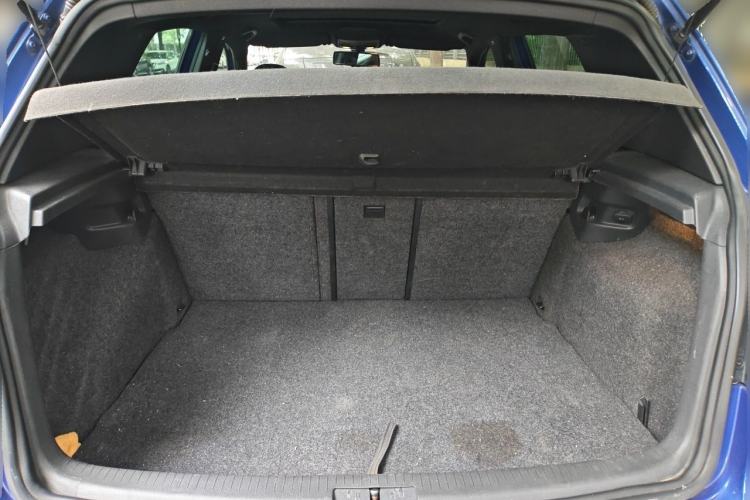 Used Volkswagen Golf 2011 2.0 TSI R Trunk