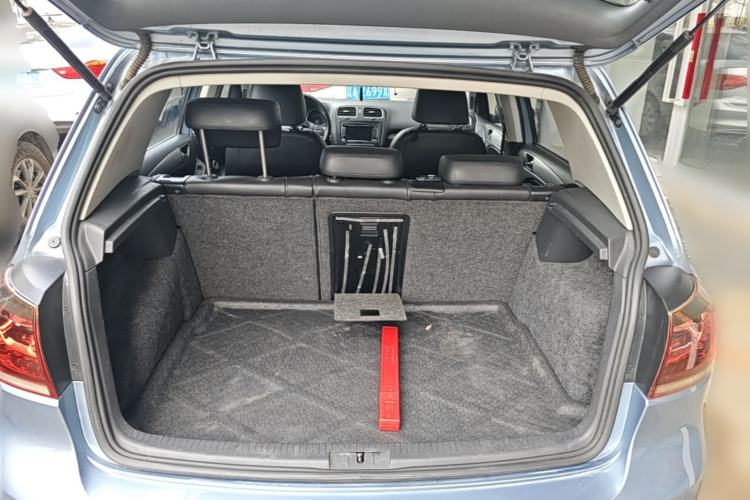 Used Volkswagen Golf 2011 1.4 TSI Automatic Luxury Edition Trunk