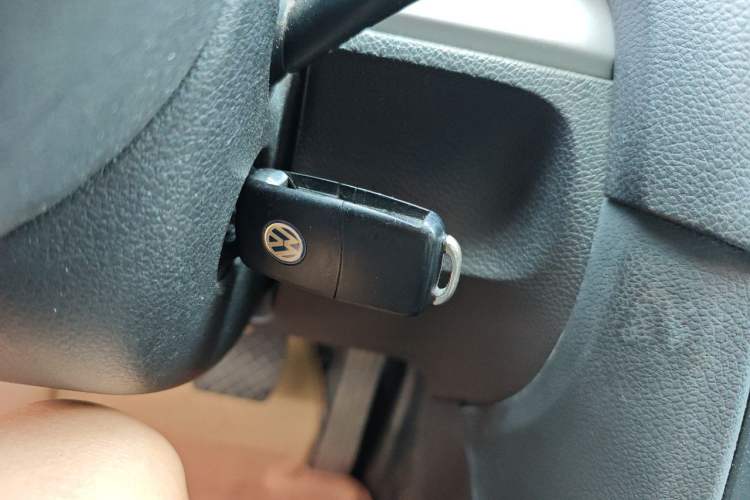 Used Volkswagen Golf 2011 1.4 TSI Automatic Luxury Edition Vehicle Key