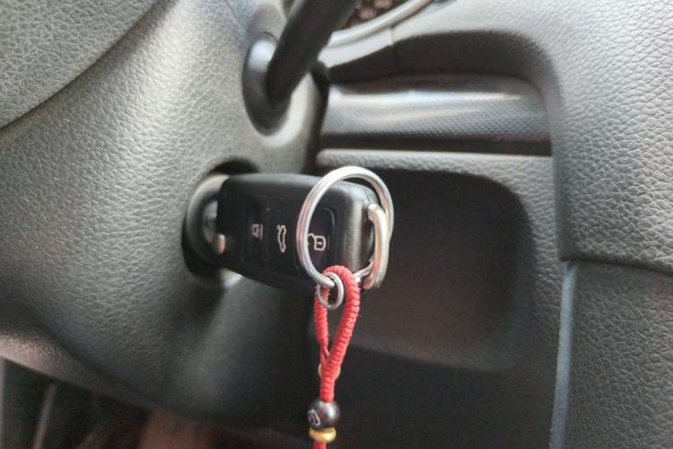 Used Volkswagen Golf 2011 1.6L Automatic Comfort Model Vehicle Key