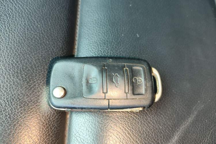 Used Volkswagen Golf 2011 1.4 TSI Automatic Luxury Edition Vehicle Key
