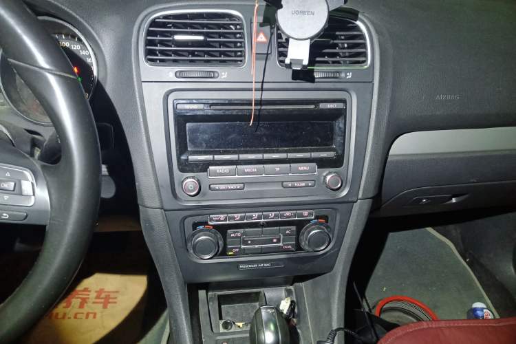 Used Volkswagen Golf 2011 1.4 TSI Comfort Travel Edition Audio And AC Panel